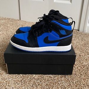 Jordan Kids Sneakers - Black and Blue